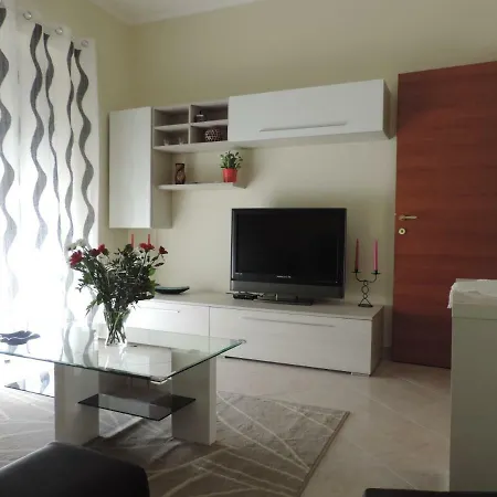 Sasha's Crib Apartment